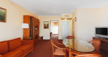 Three-room suite