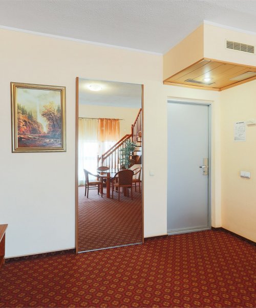 Three-room suite