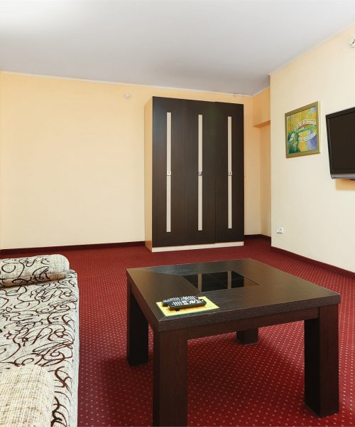 Three-room suite